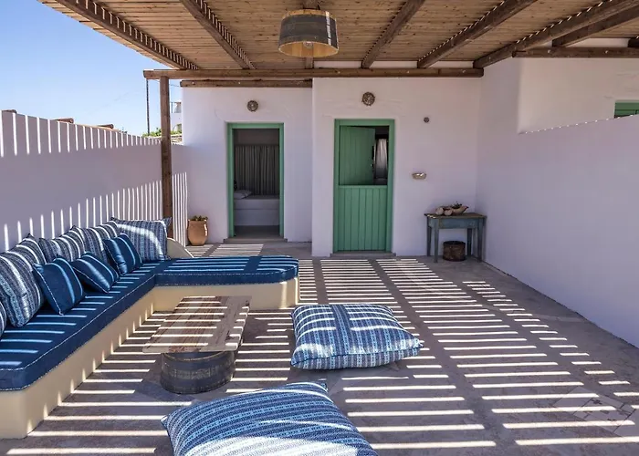 Ailouros Scenic Guest Houses