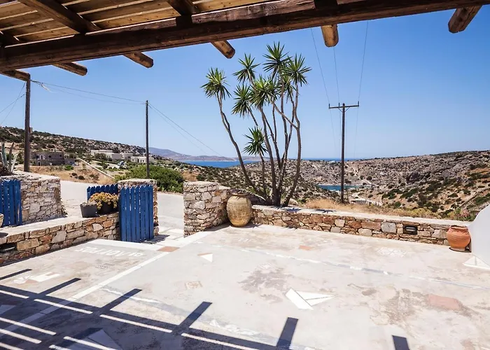 Ailouros Scenic Guest Houses